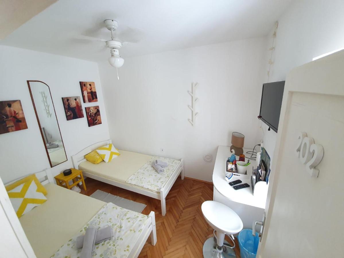 Room With Shared Bathroom House Gorica Szybenik Zewnętrze zdjęcie