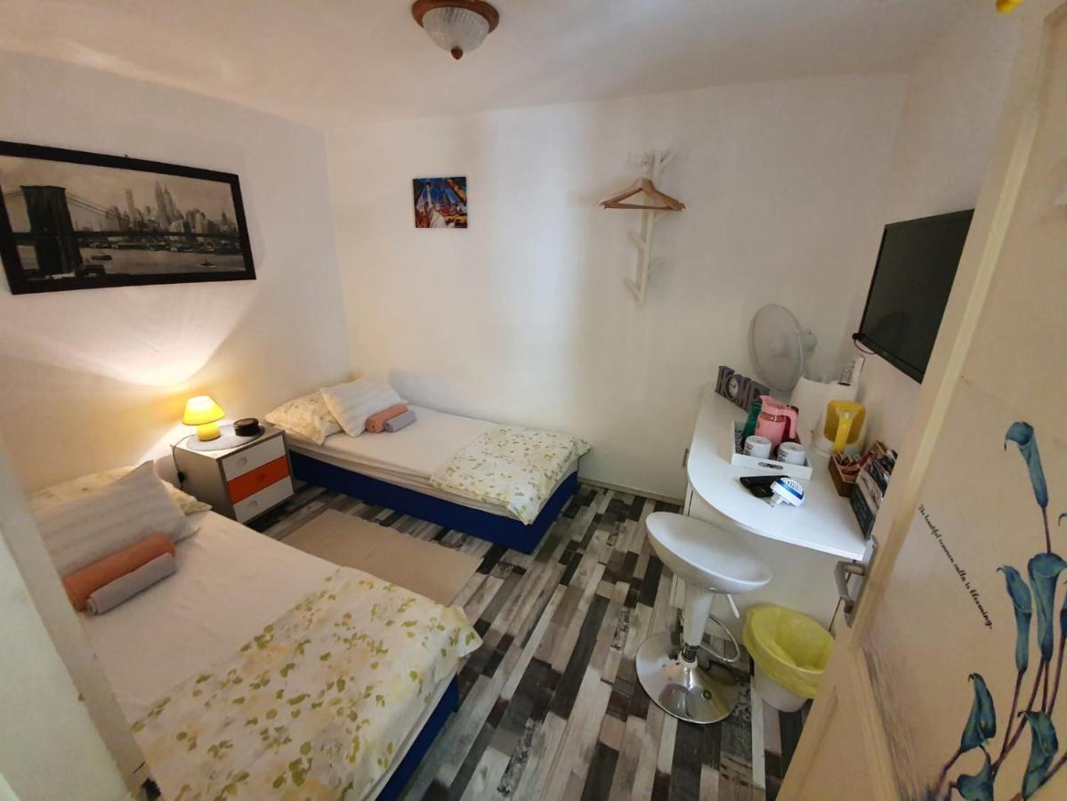 Room With Shared Bathroom House Gorica Szybenik Zewnętrze zdjęcie